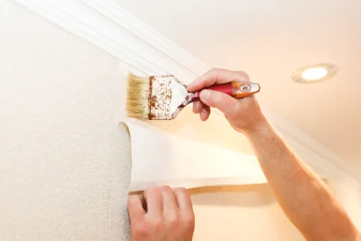 Pose de papier peint à Espère — revêtements muraux et toiles de verre